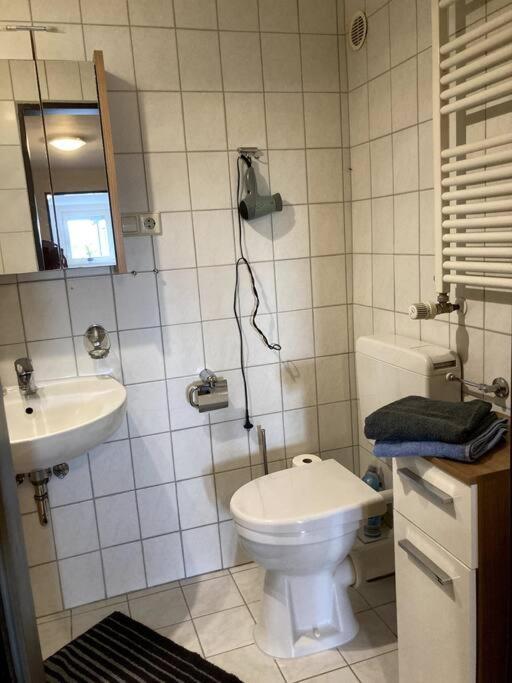 Sauerlandblick Ferienwohnung Altena Ngoại thất bức ảnh
